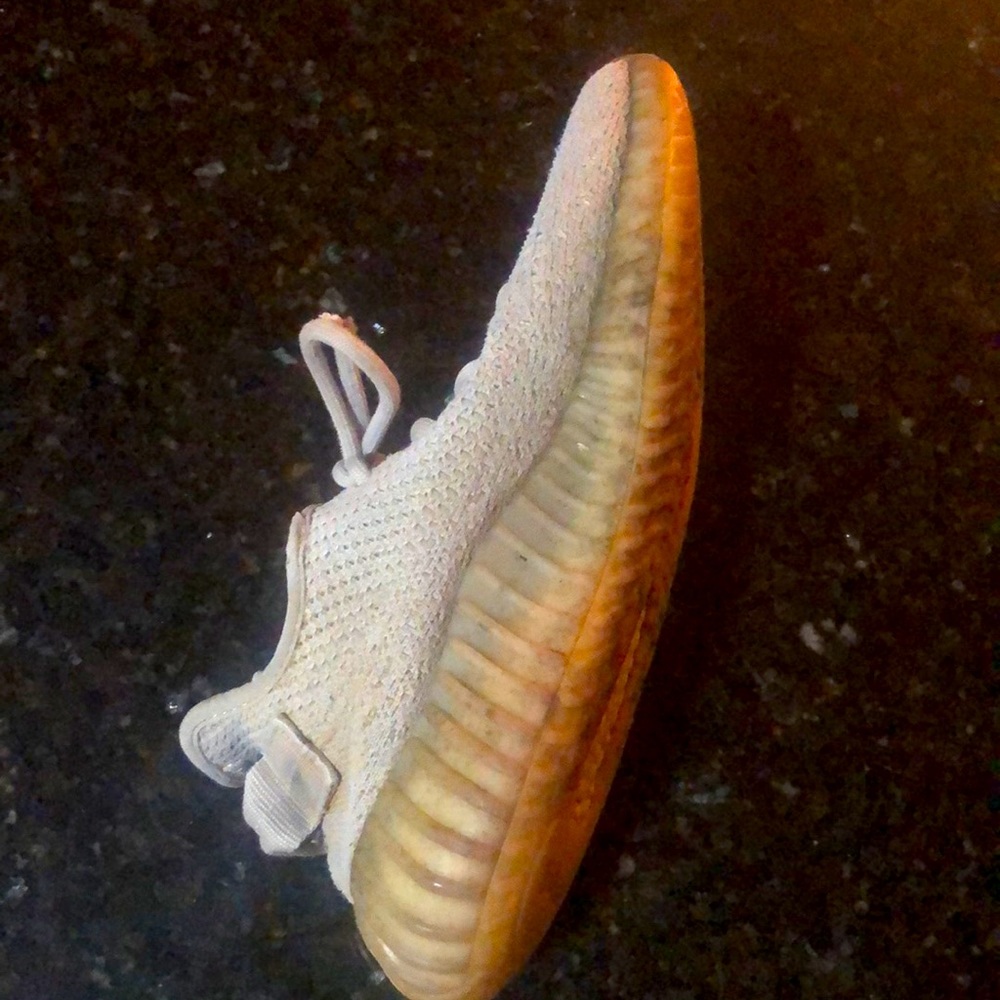 Youth Adidas Yeezy Boost 350 - Picture 6 of 11
